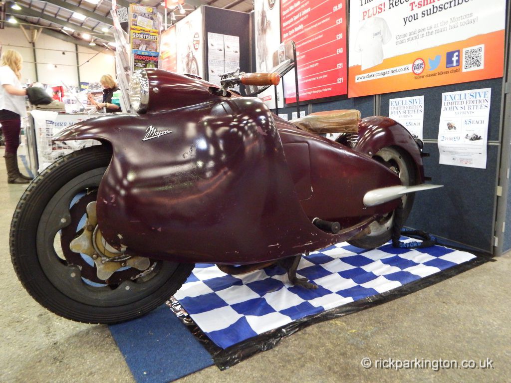 Futuristic Moto Major concept bike from 1949