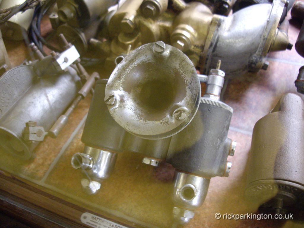 Bowden twin float racing carburetter.